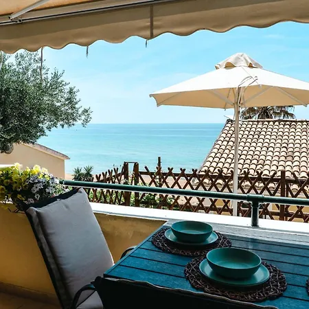 公寓 Corfu Menigos 59