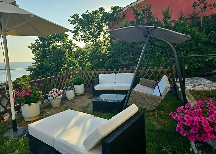 Corfu Menigos 59 * Glyfada (Corfu)